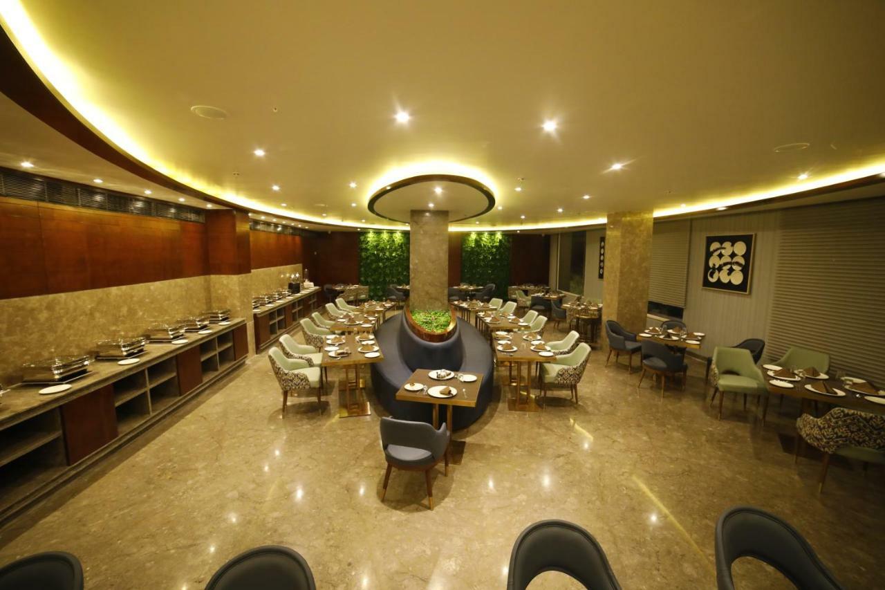 Hotel Ortus Kota  Exterior photo