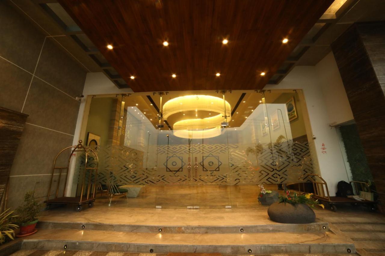Hotel Ortus Kota  Exterior photo