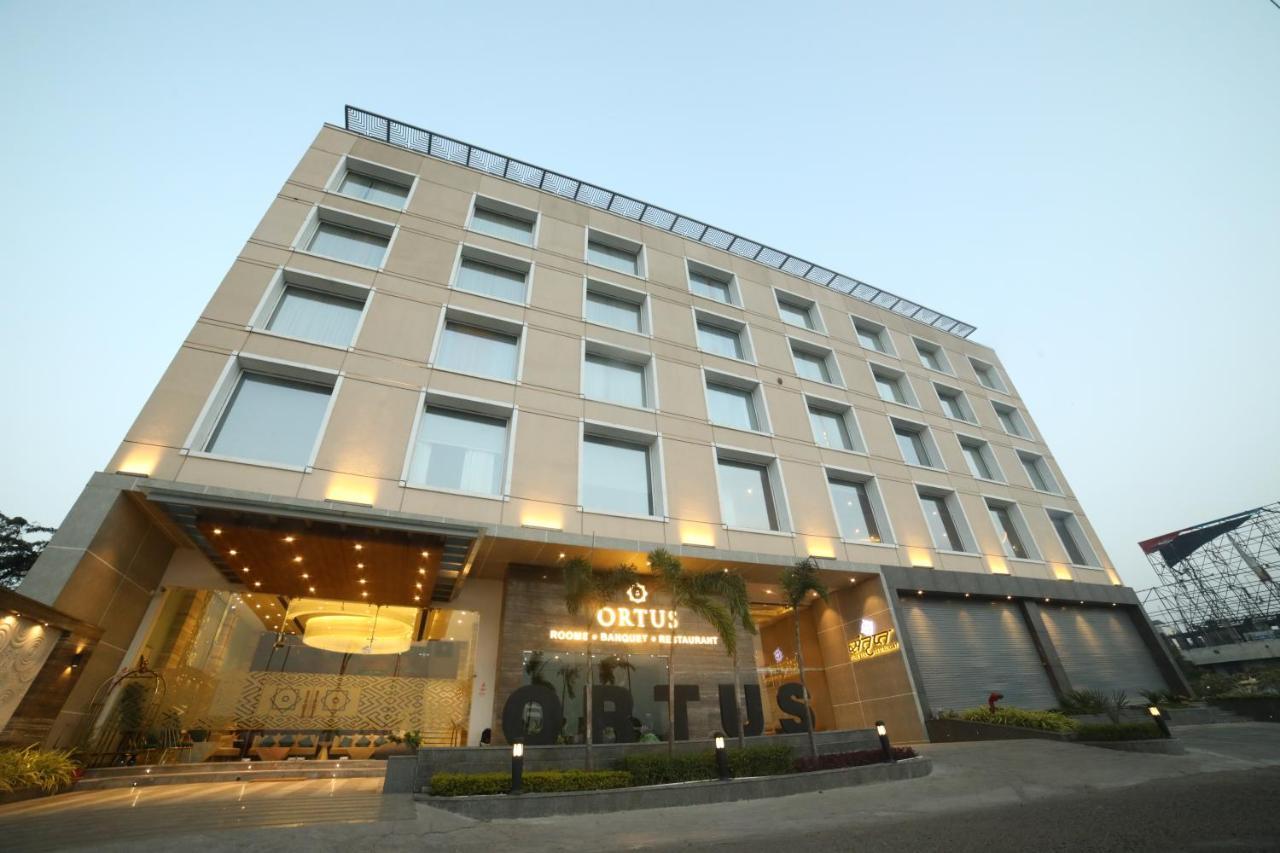Hotel Ortus Kota  Exterior photo