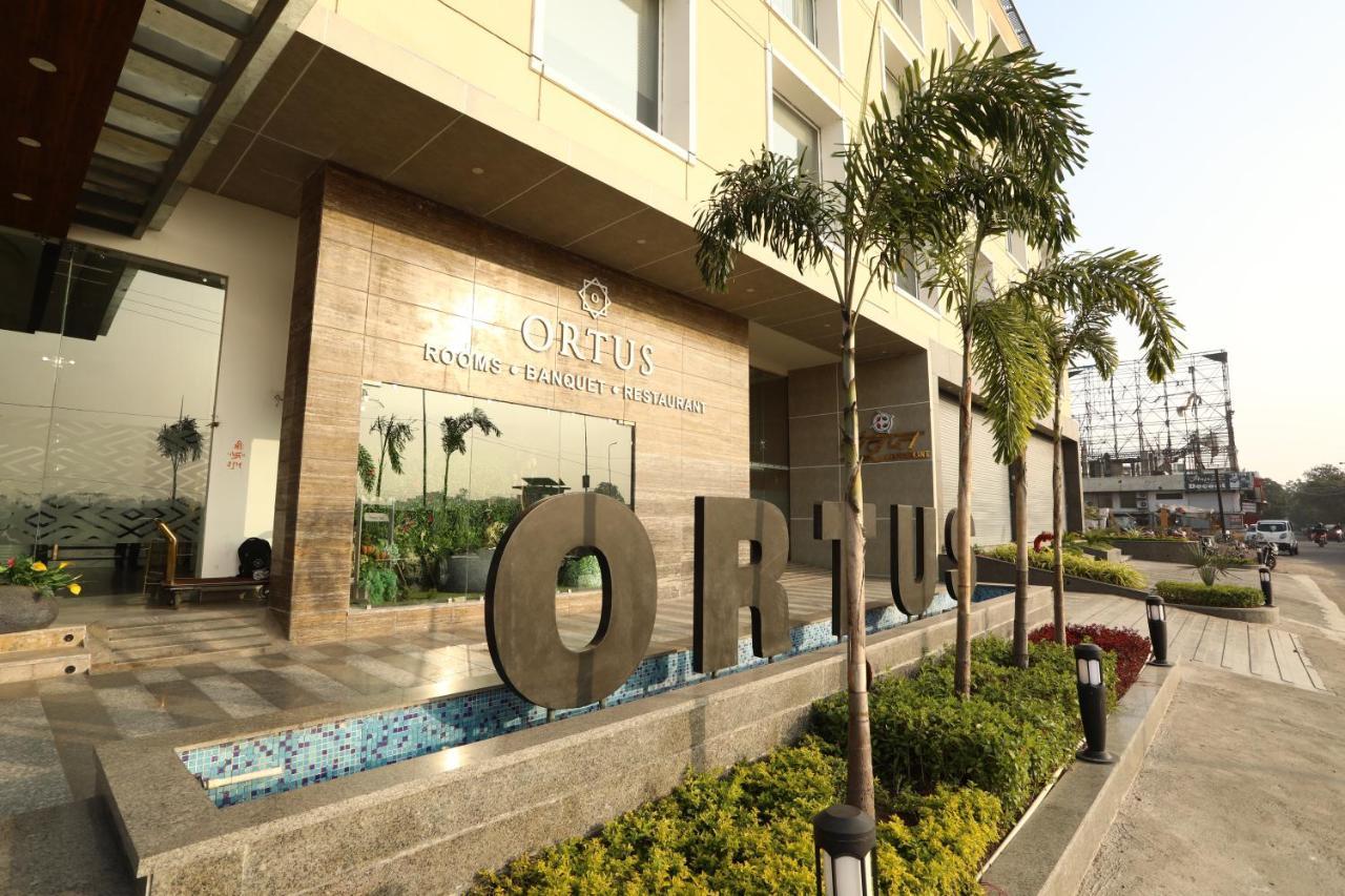 Hotel Ortus Kota  Exterior photo