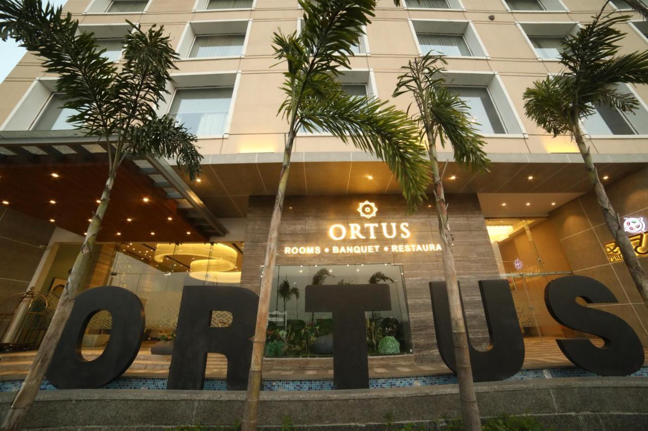 Hotel Ortus Kota  Exterior photo